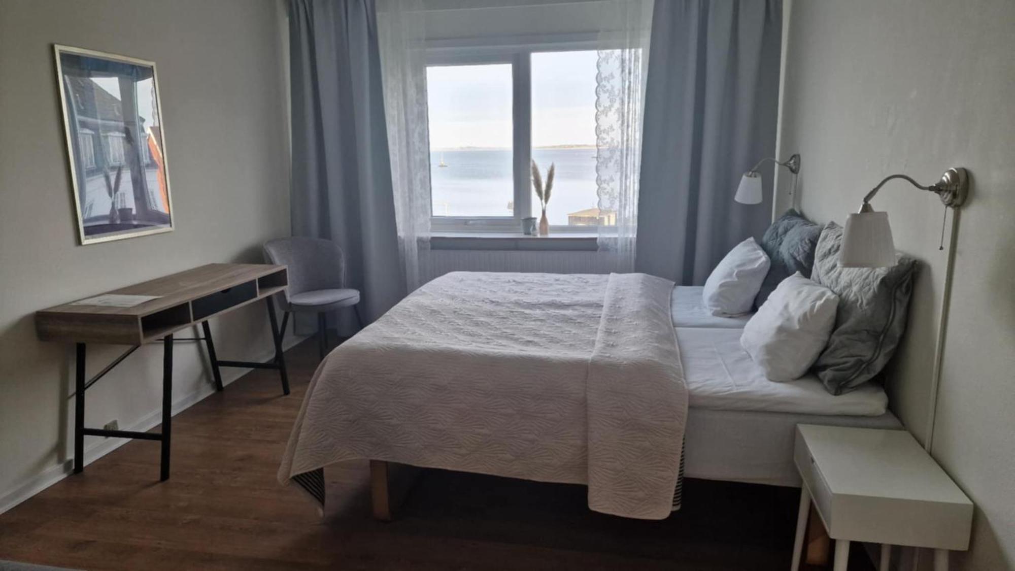 Hotel Udsigten Marstal Экстерьер фото